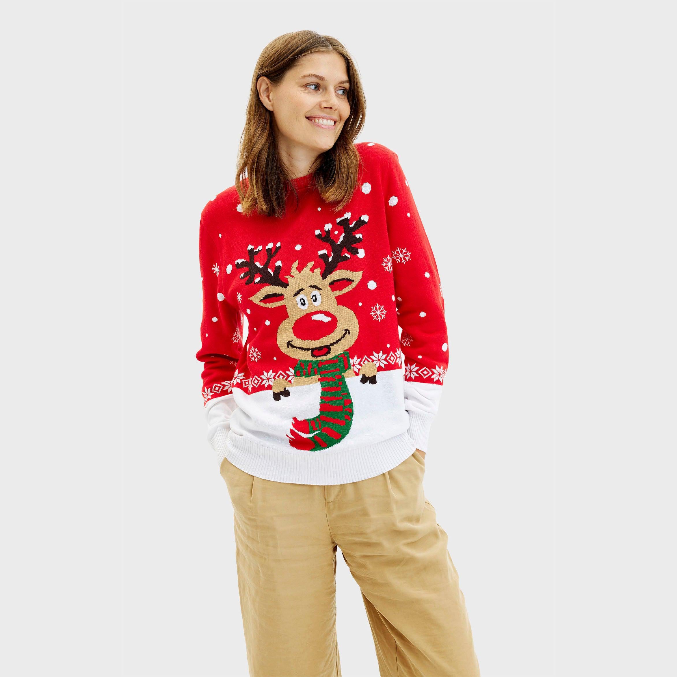 Roter Damen Weihnachtspullover mit fröhlichem Rentiermotiv und Schneeflocken, nachhaltiger Bio-Baumwollstoff.